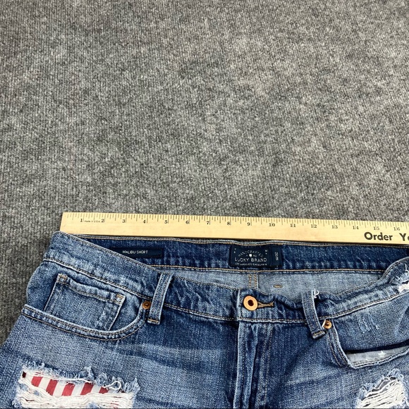 Lucky Brand Jean Shorts Malibu Short Frayed Hem Size 14/32 distressed - Picture 4 of 9